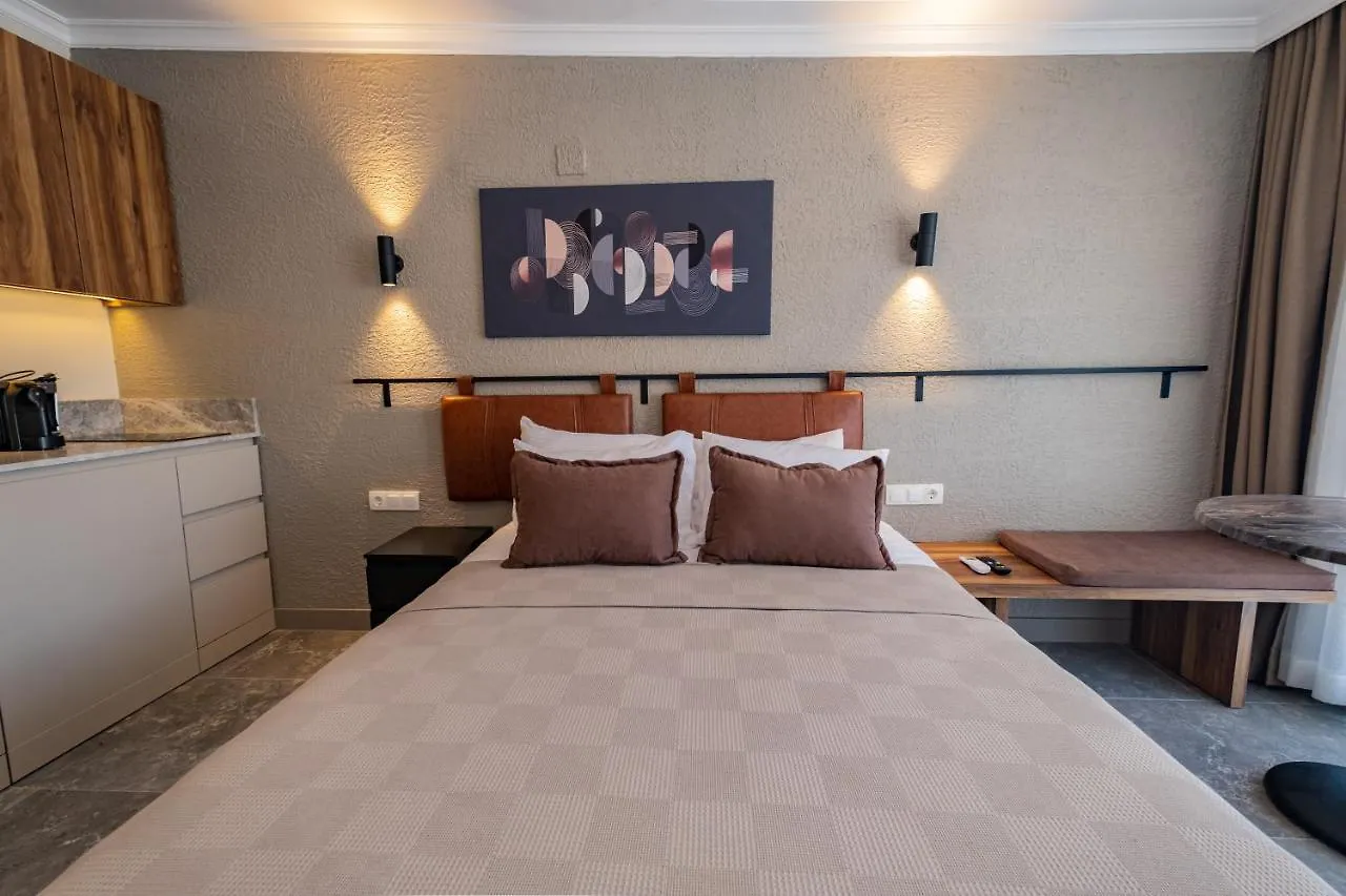 Aparthotel Bd Suites Foca