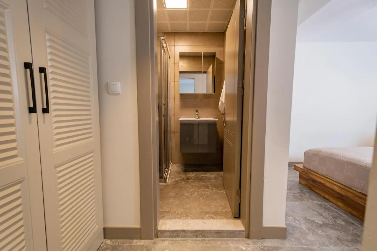 Bd Suites Foca Aparthotel