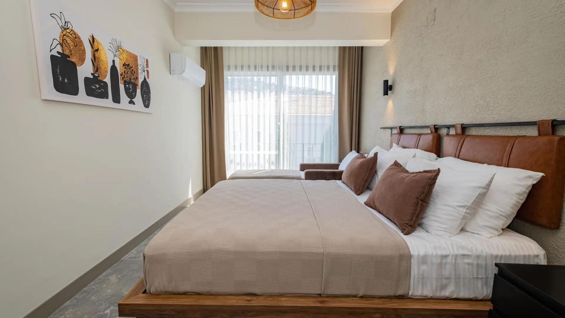 Aparthotel Bd Suites Foca